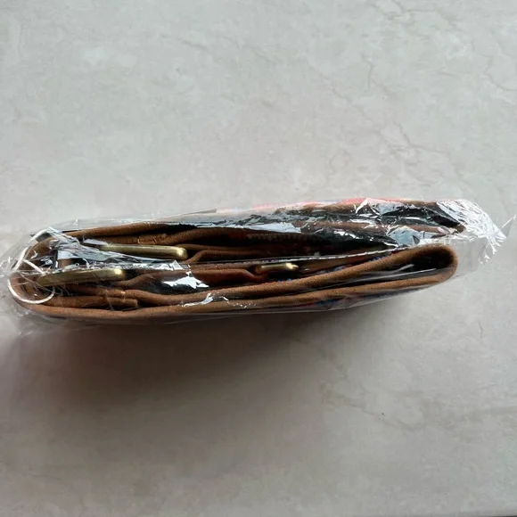 Parker Thatch breaded crossbody strap NWT - Picture 3 of 3